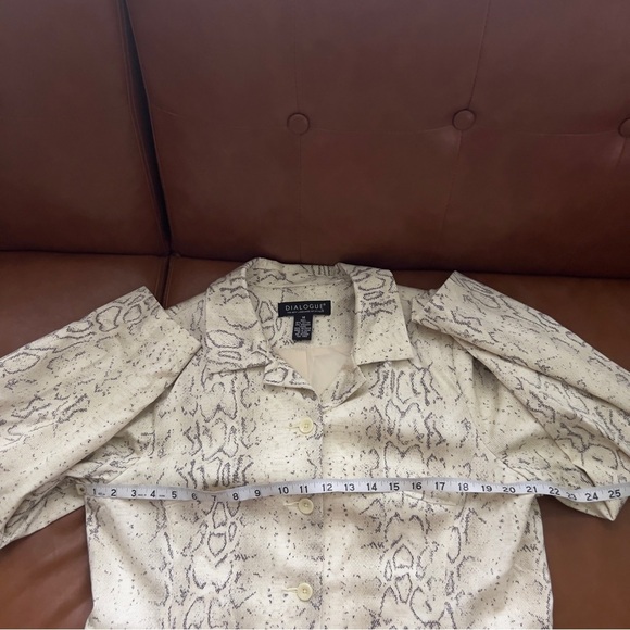 Dialogue Women’s Sz 14 Tan Nude Beige Snake Print Trench Coat Animal Print - Picture 6 of 8